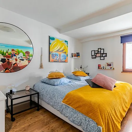 * Loft 3 Pieces/calme, Equipe @ Centre Lägenhet