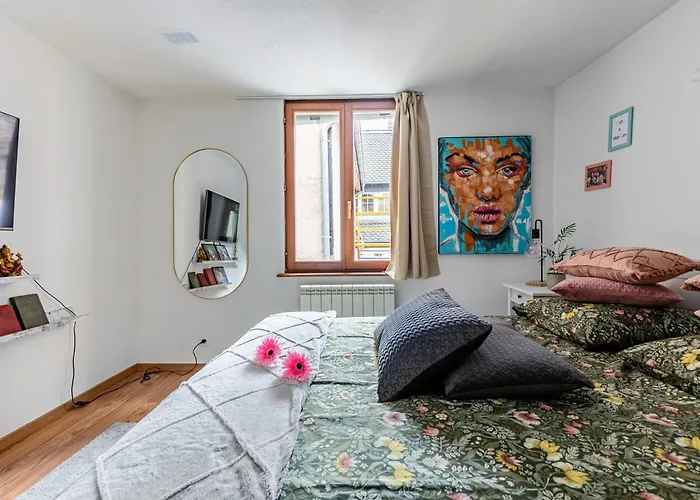 Apartment * Loft 3 Pieces/calme, Equipe @ Centre