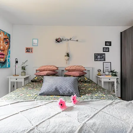 * Loft 3 Pieces/calme, Equipe @ Centre